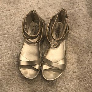 Women’s Unlisted sandals.  Size 8 1/2.  Color -Gold